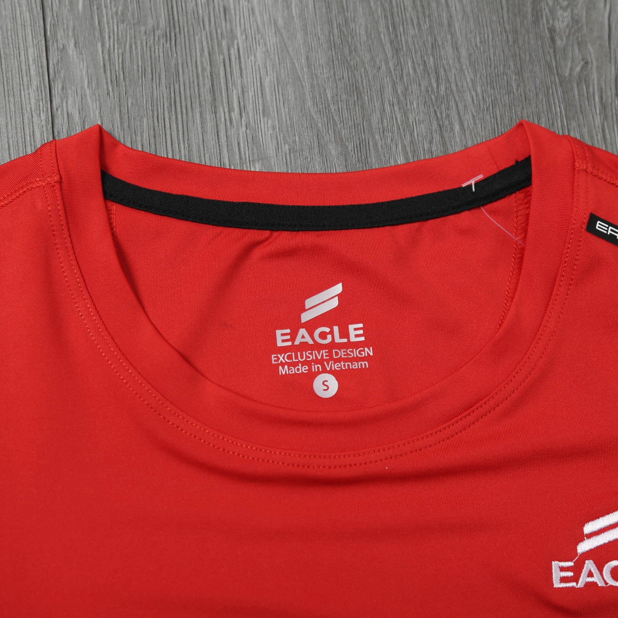 Áo thun nữ Eagle Design