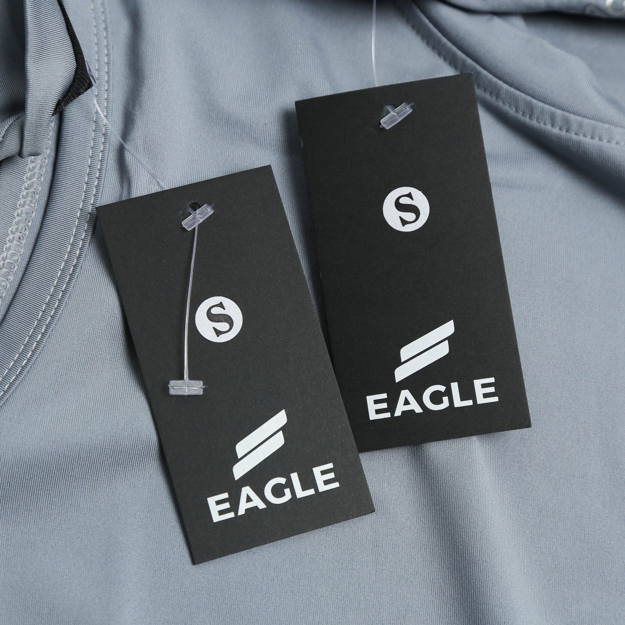 Áo ba lỗ nam Eagle in lưng V - Xám