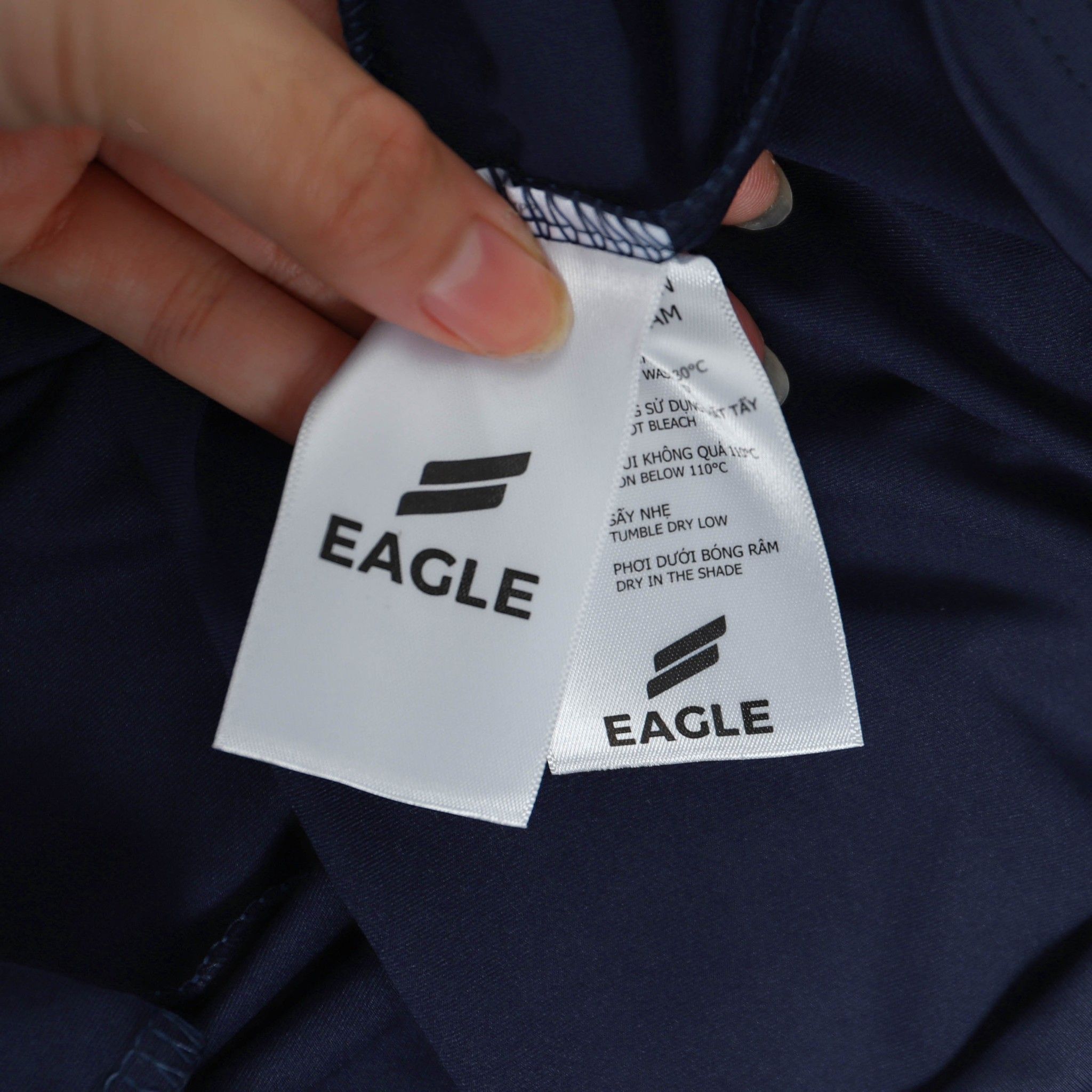 Áo tay dài nam Eagle logo 3D
