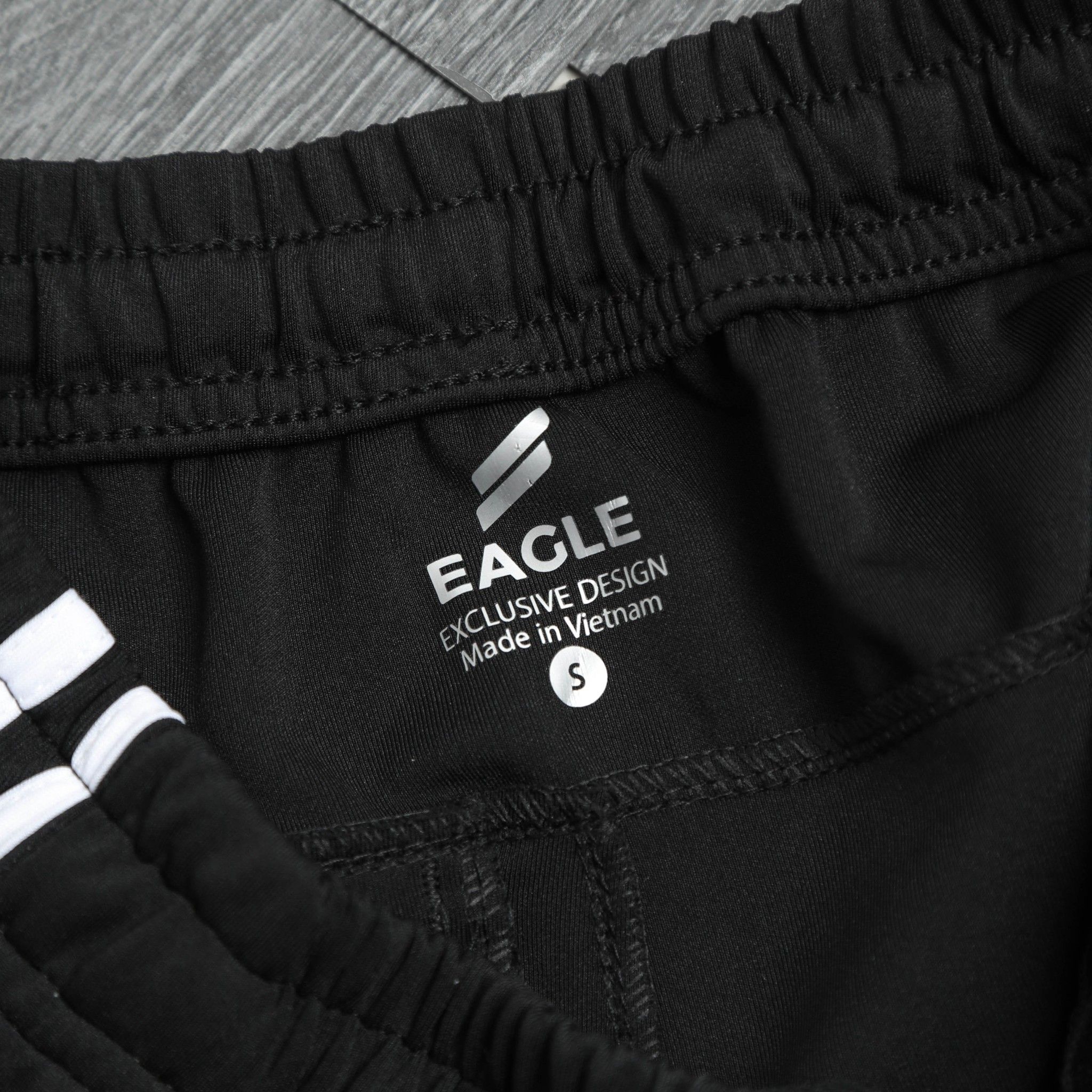 Quần dài nam 2 sọc hông Eagle - Sọc Trắng