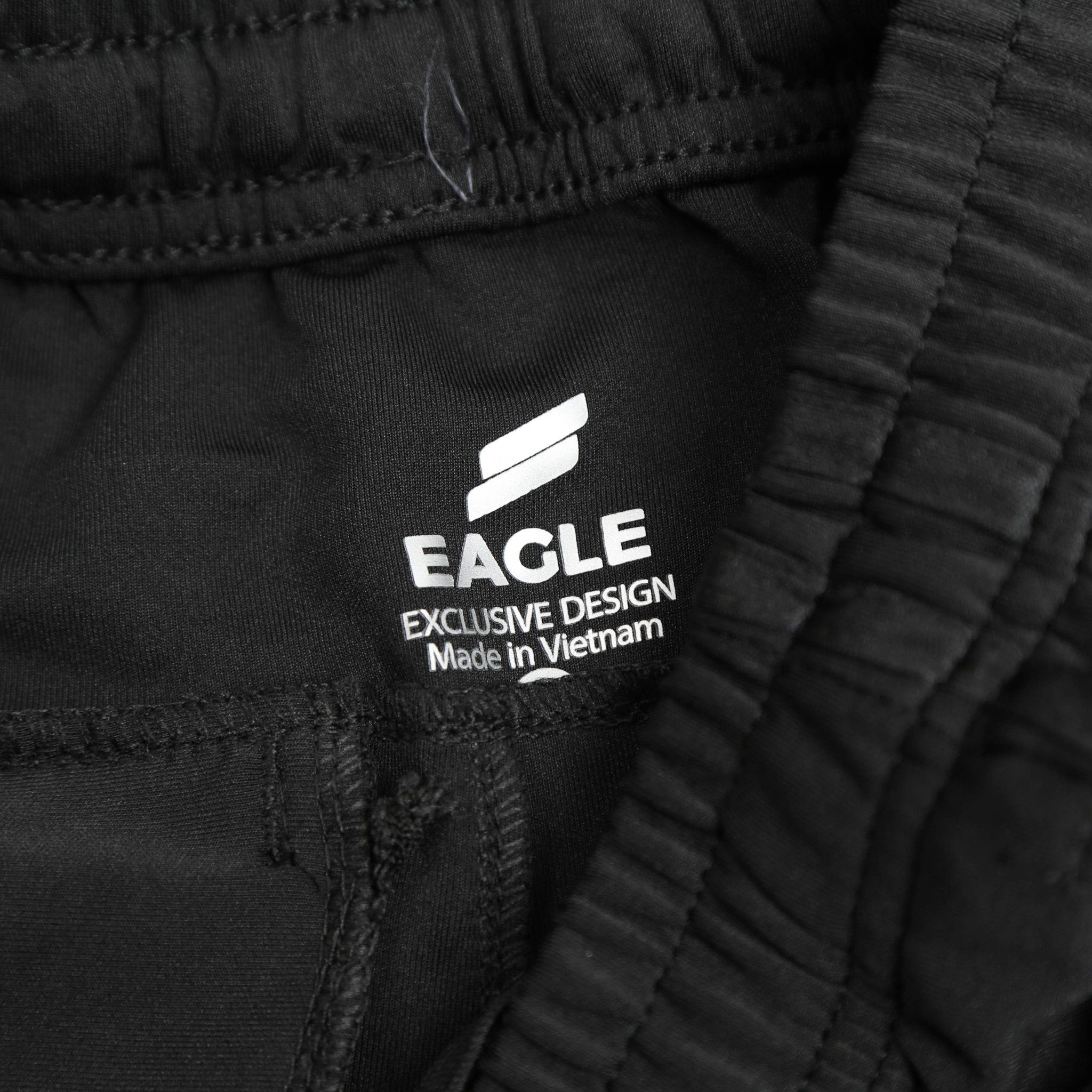 Quần jogger nam Eagle phối 2 sọc - Sọc Đen