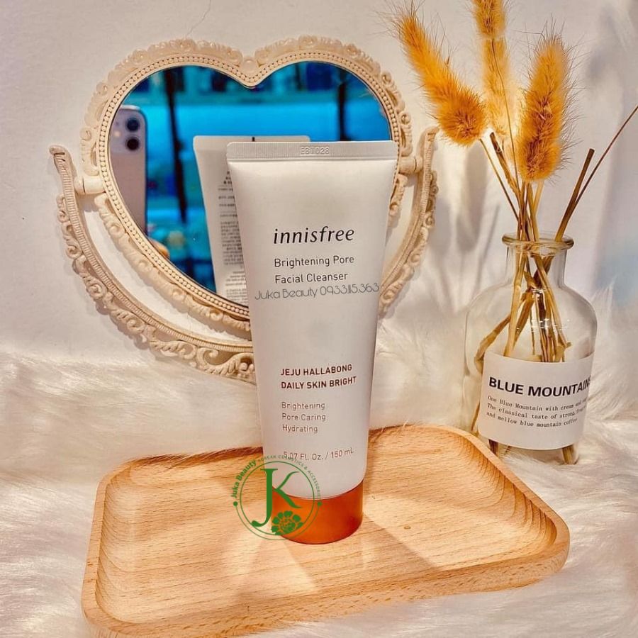 Sữa rửa mặt làm sáng da, thu nhỏ lỗ chân lông Innisfree Brightening Pore Facial Cleanser 150g