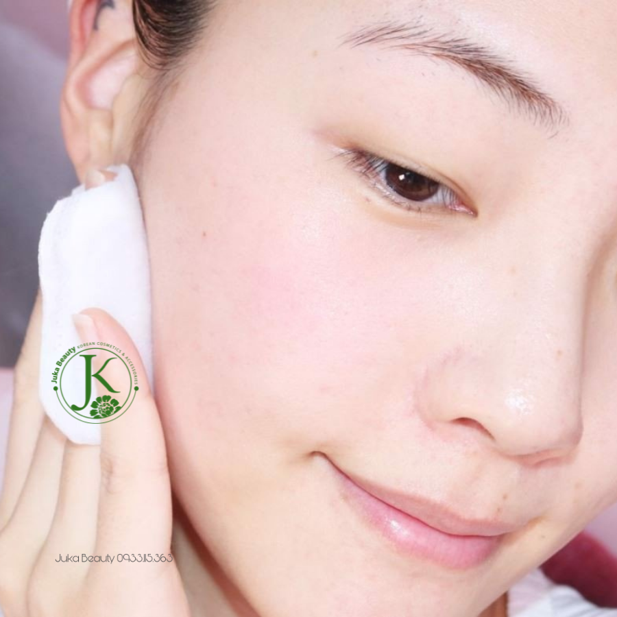Nước hoa hồng làm dịu da, lành tính Simple Smoothing Facial Toner 200ml