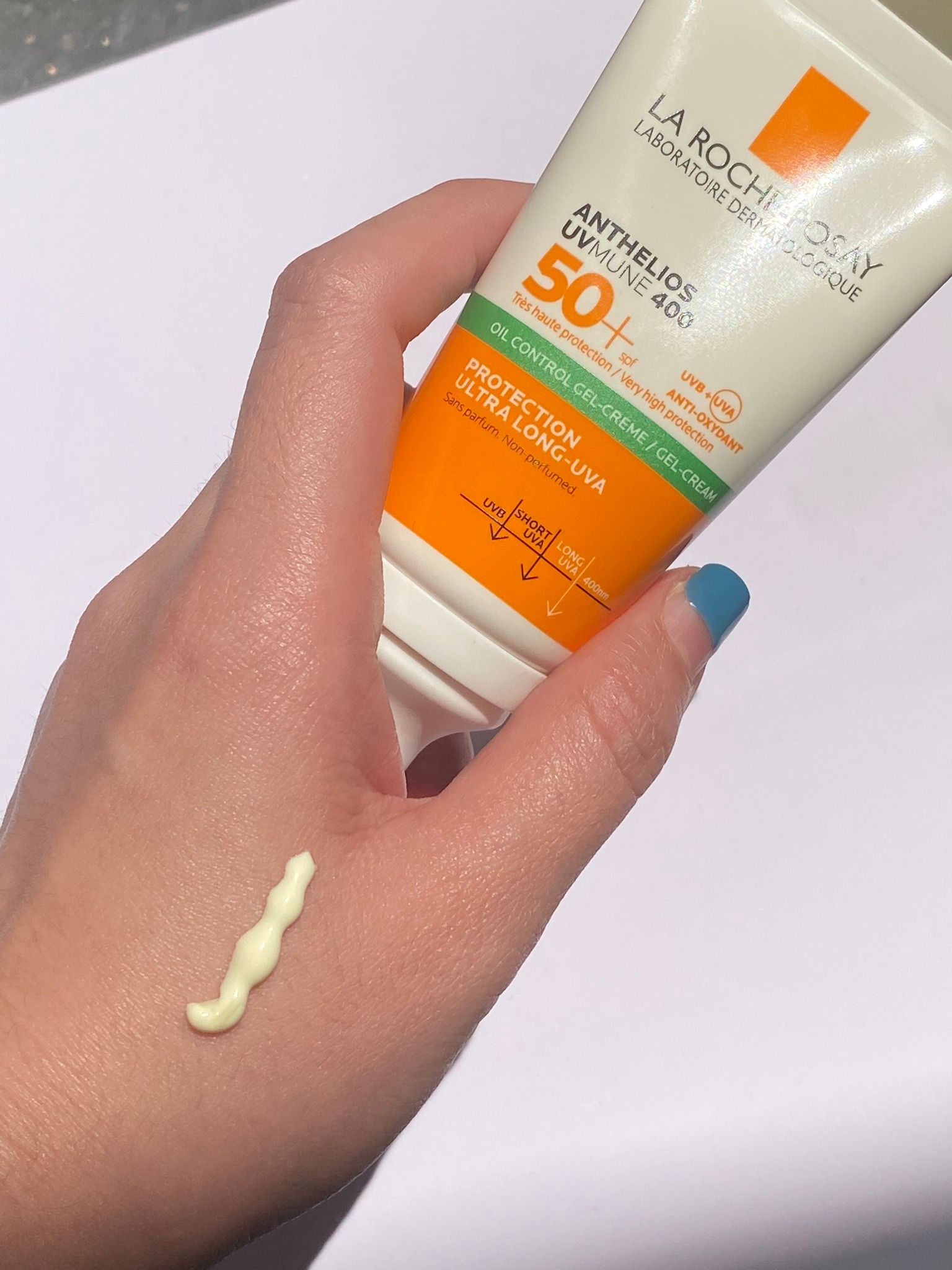 Kem Chống Nắng Kiềm Dầu La Roche-Posay Anthelios UVmune 400 Oil Control Gel Cream SPF50+ 50ml