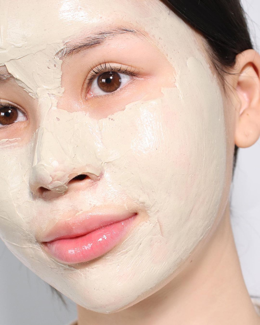 Mặt Nạ Đất Sét Thu Nhỏ Lỗ Chân Lông, Điều Tiết Dầu Thừa Aperire Spa Relief BE FROZEN Pore Mask 120g