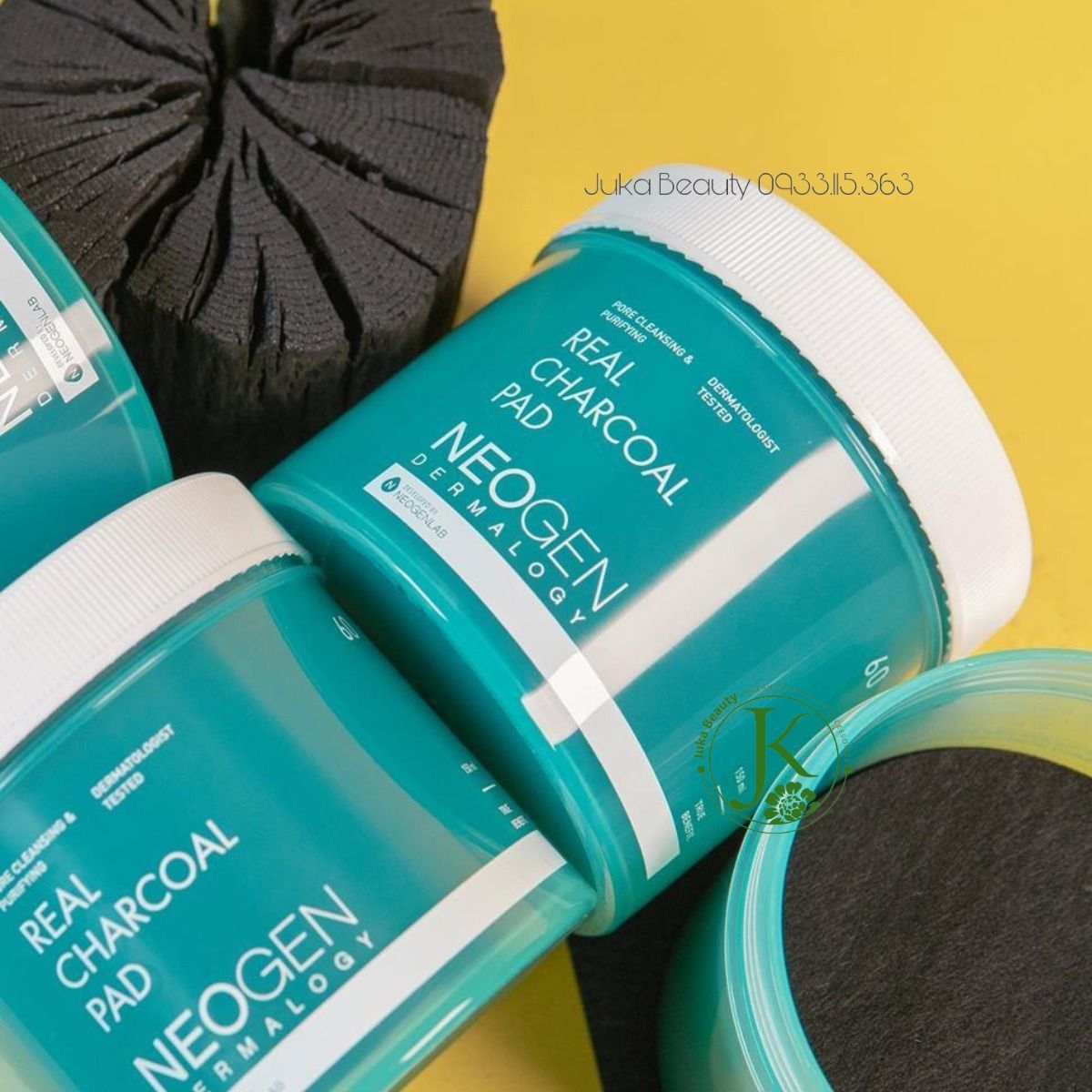 Toner Pad Than Tre Kiềm Dầu, Giảm Mụn Neogen Real Charcoal Pad 150ml (60 miếng)