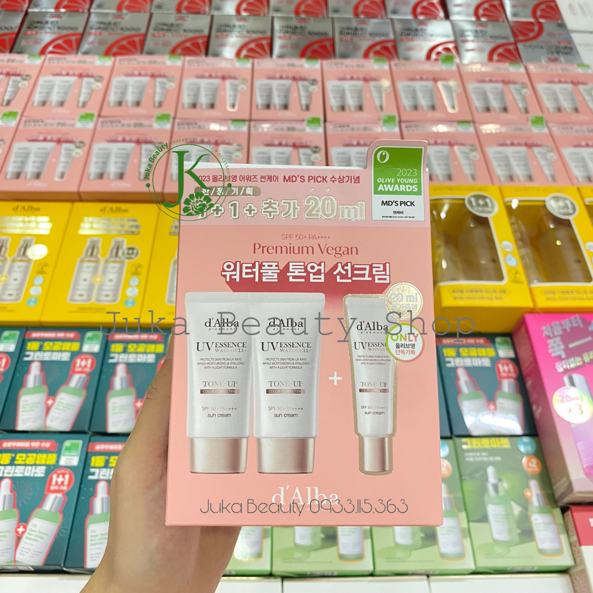 (HỒNG) Kem Chống Nắng Nâng Tone Tự Nhiên d'Alba Waterfull TONE UP PINK Correcting Sun Cream SPF50+ PA++++