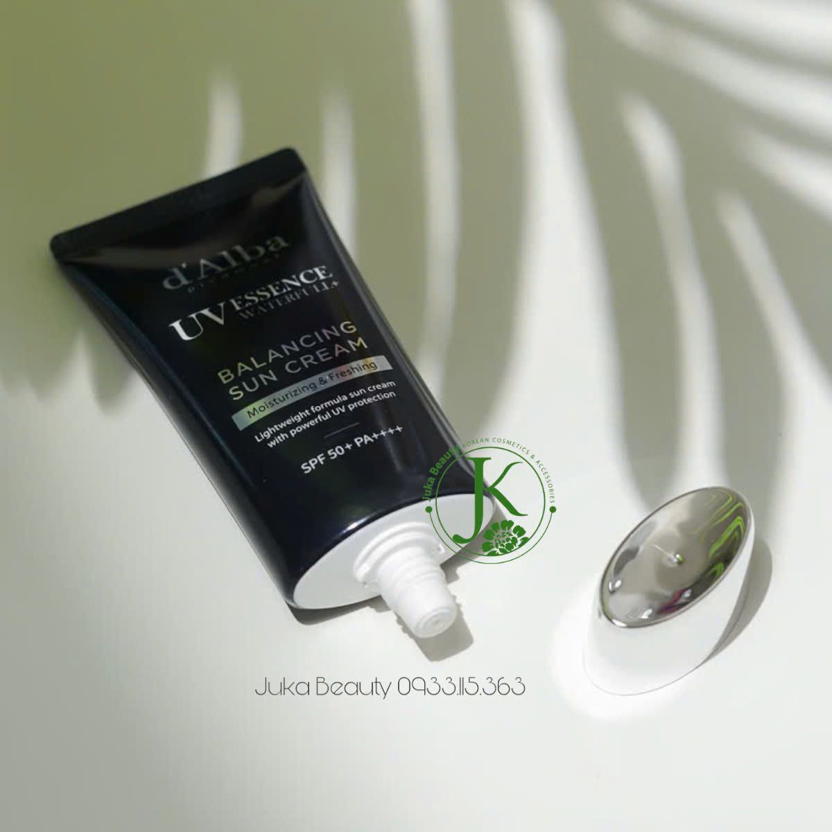 Kem Chống Nắng Cho Nam d'Alba Waterfull Balancing Sun Cream SPF50+ PA++++ 50ml