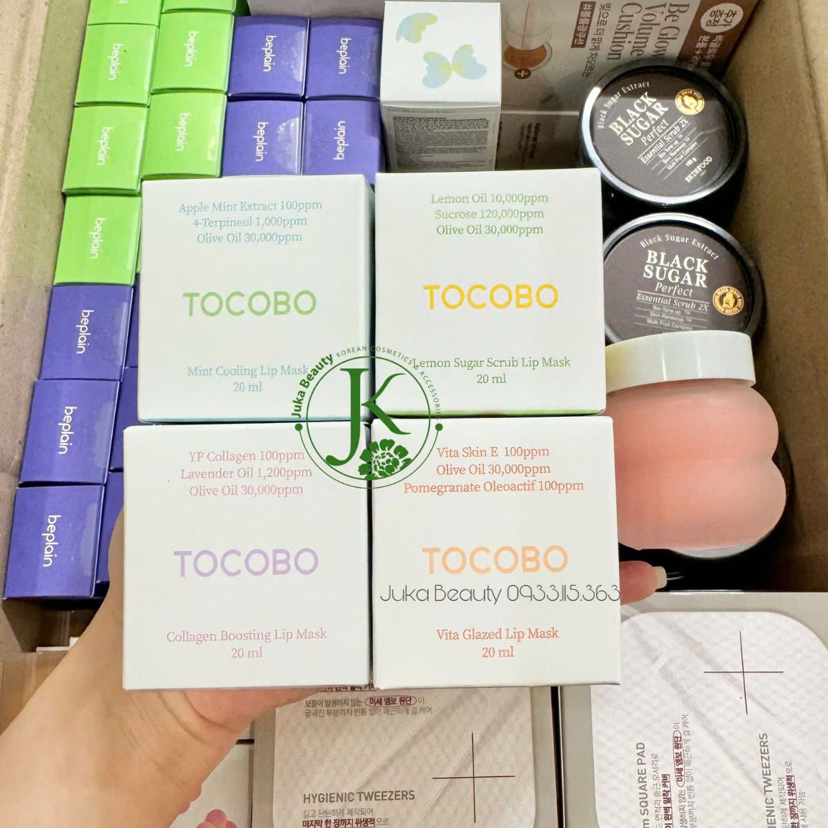 Mặt Nạ Ngủ Môi Kiêm Tẩy Da Chết Tocobo Lip Mask 20ml (4 dòng)
