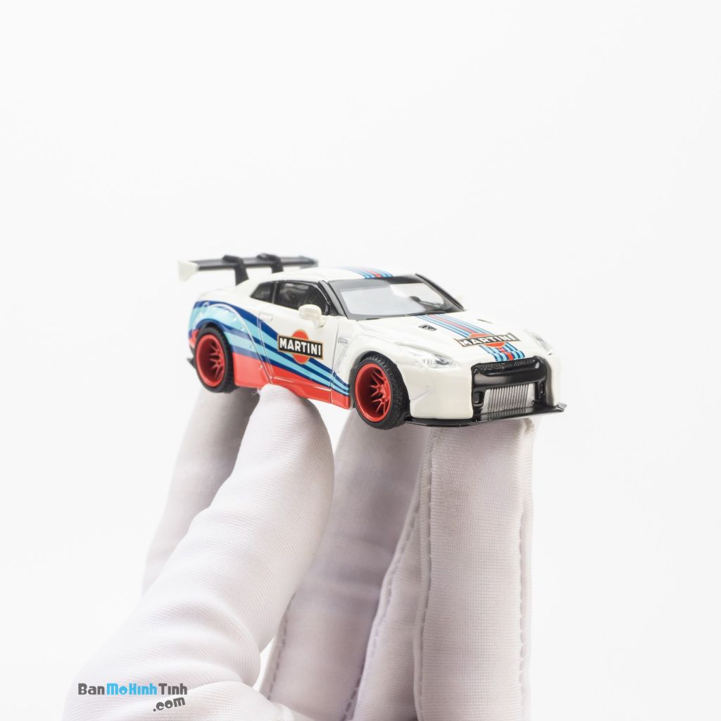 Mô hình xe Nissan GT-R R35 2009 Liberty Walk LB Works 1:64 MiniGT