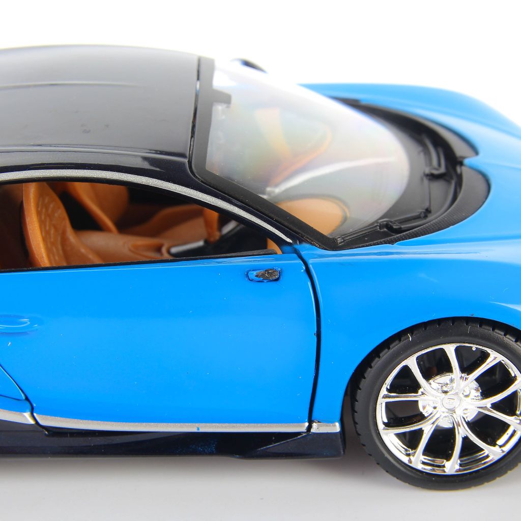 Mô hình xe ô tô Bugatti (Xe lỗi)
