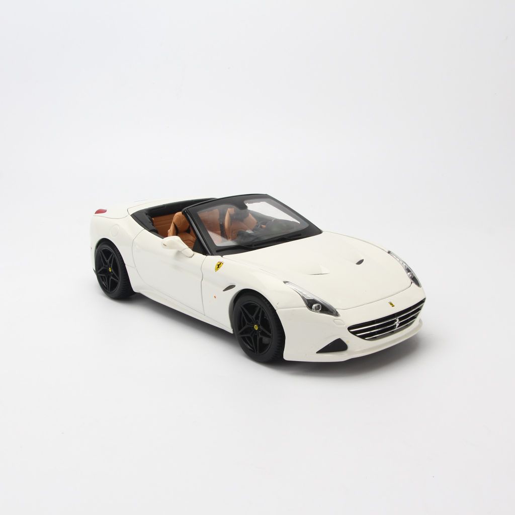 Mô hình xe ô tô Ferrari (Xe lỗi)