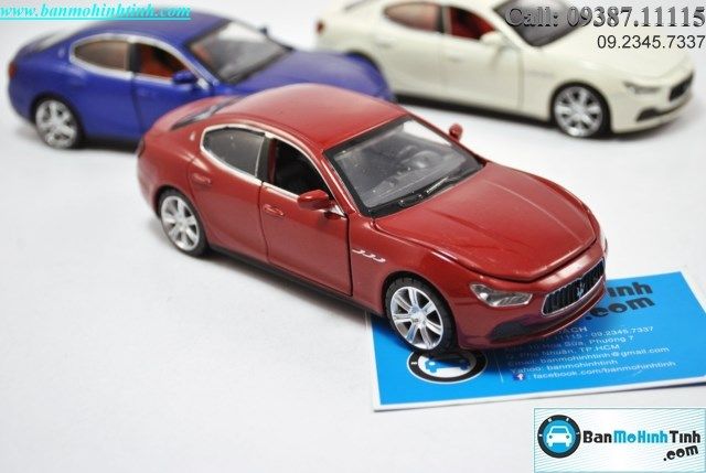 MÔ HÌNH MASERATI GHIBLI RED 1:32 UNI
