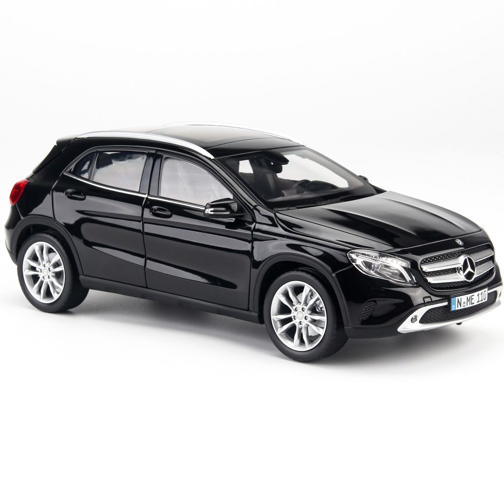 Mô hình xe Mercedes-Benz GLA Black 1:18 Norev
