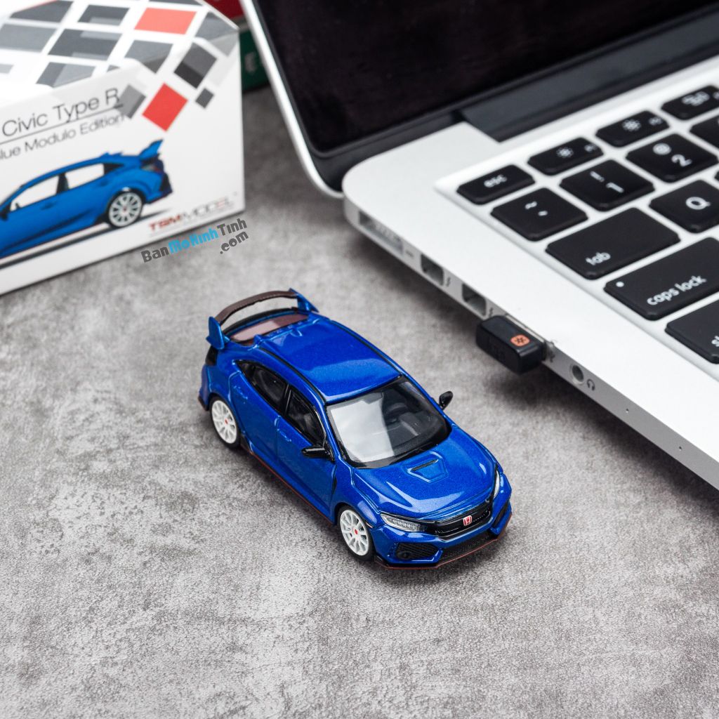 Mô hình xe Honda Civic Type R FK8 1:64 MiniGT
