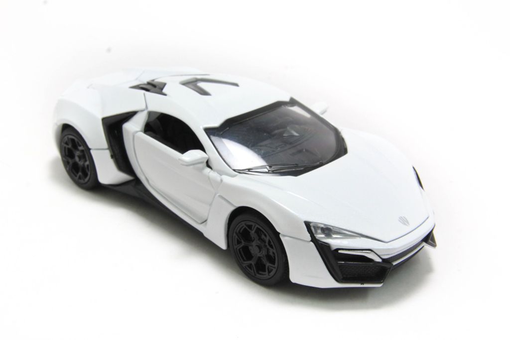 Mô hình xe Lykan Hypersport White Fast And Furious 1:32 Miniauto