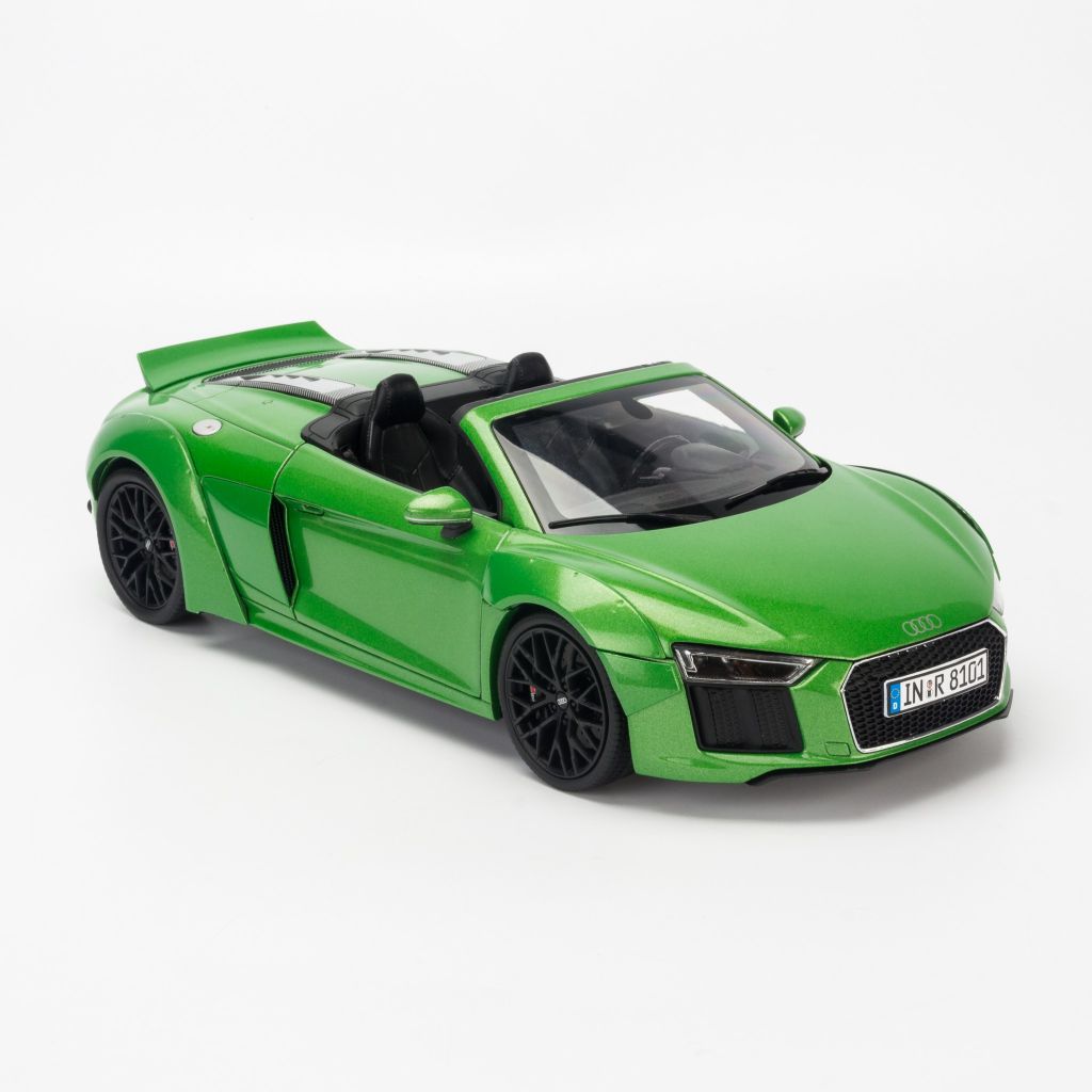 Mô hình xe Audi R8 Spyder V10 Green 1:18 iScale
