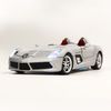 Mô hình xe Mercedes Benz SLR Stirling Moss Silver 1:24 UNI