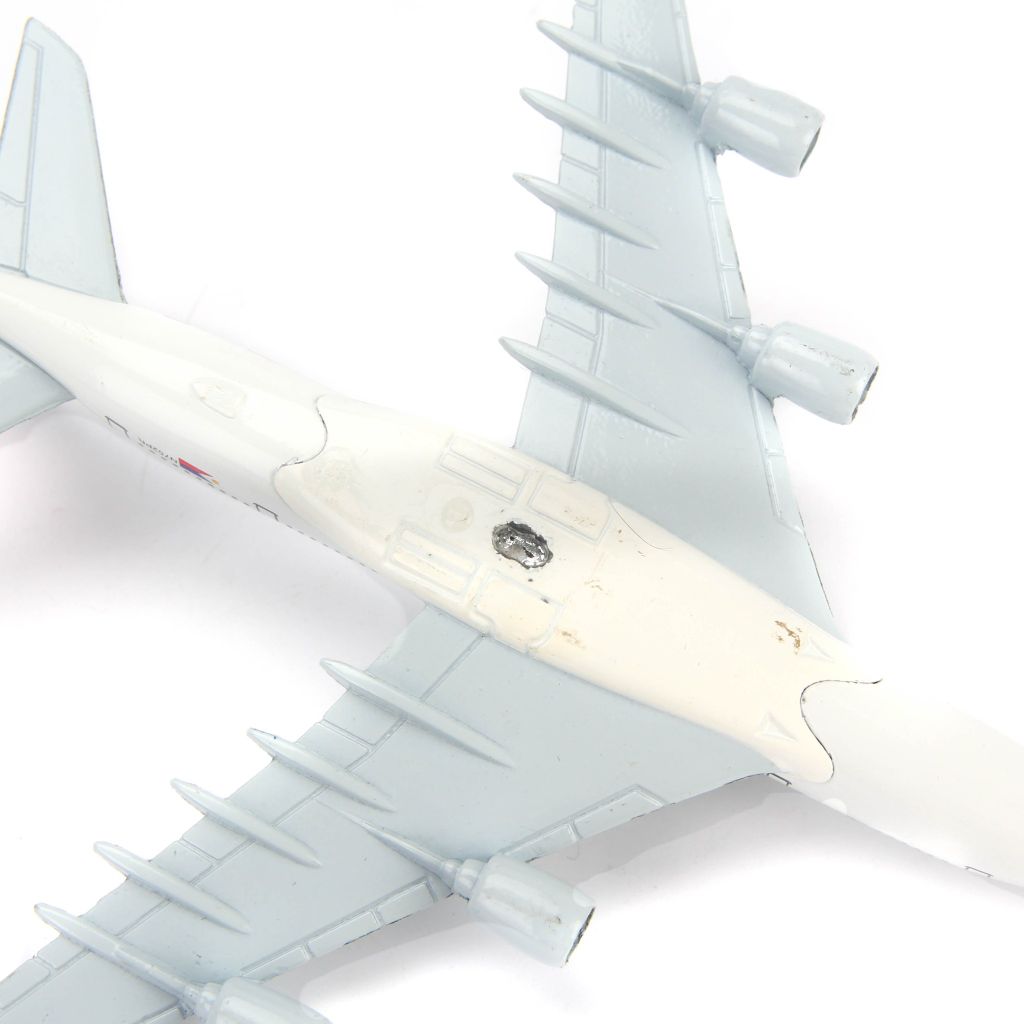 Mô hình máy bay 16cm (máy bay lỗi)