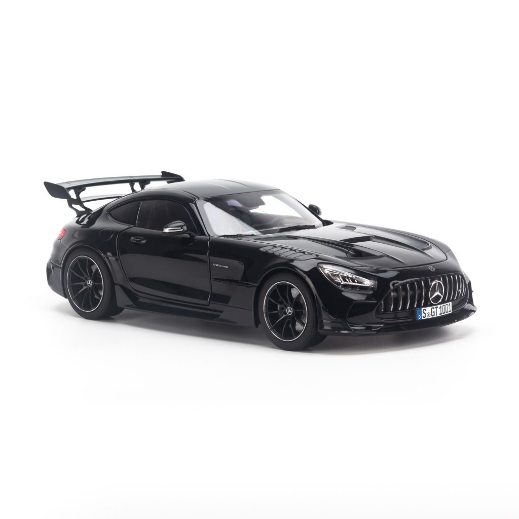 Mô hình xe Mercedes Benz AMG GT Black Series 2021 1:18 Norev