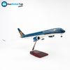  Mô hình máy bay Vietnam Airlines 47cm lắp ráp có đèn Everfly 