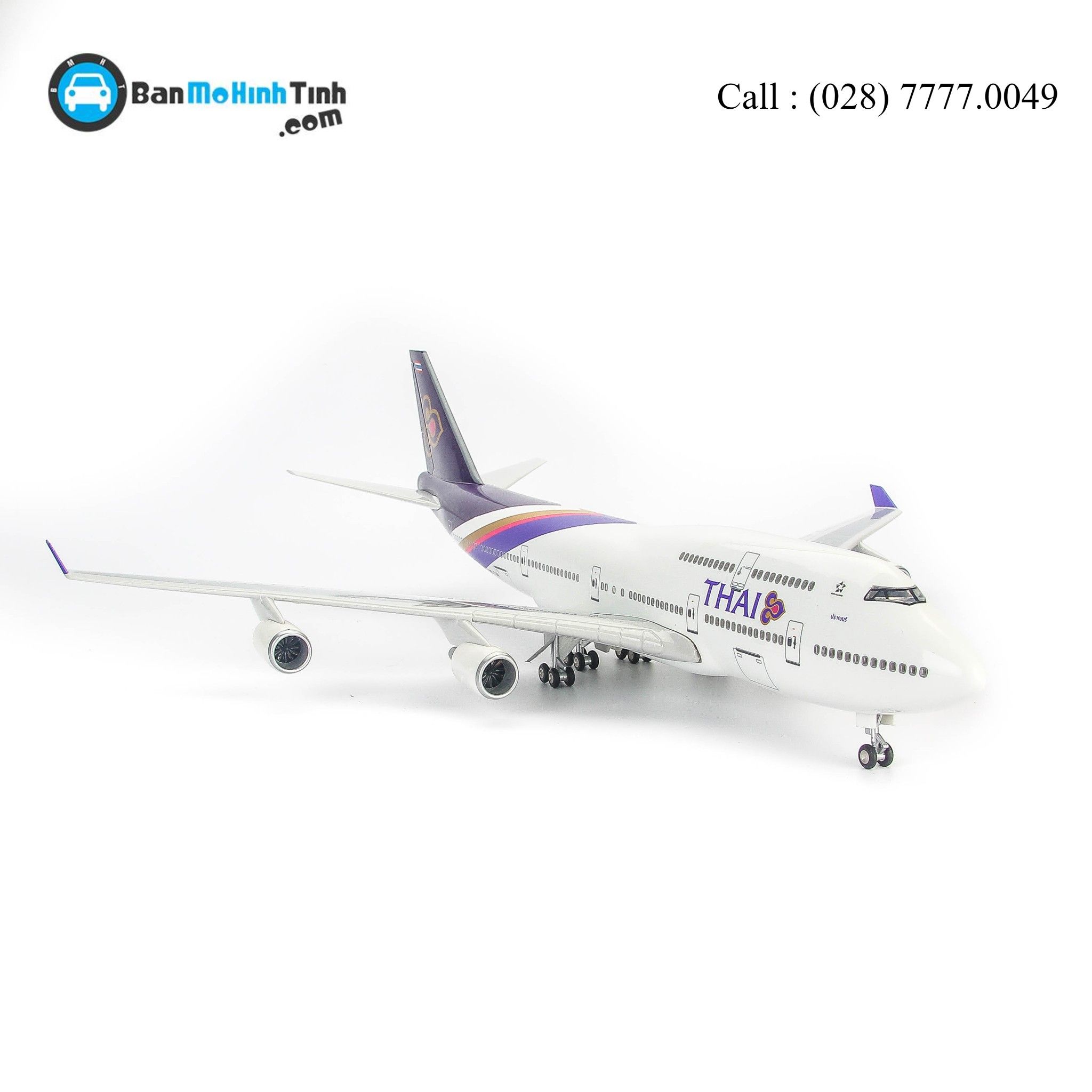 MÔ HÌNH MÁY BAY B747 THÁI EVERFLY 47CM (LED)