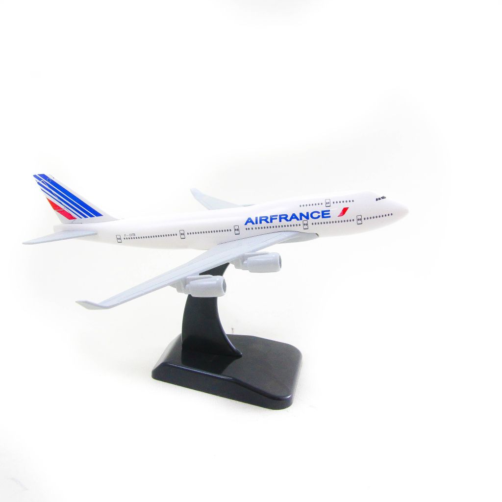 Mô hình máy bay Boeing 747 Air France V&G 19 Everfly 16cm