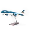  Mô hình máy bay Vietnam Airlines 47cm lắp ráp có đèn Everfly 