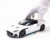 Mô hình siêu xe Aston Martin DBS Superleggera White 1:24 Welly giá rẻ (16)