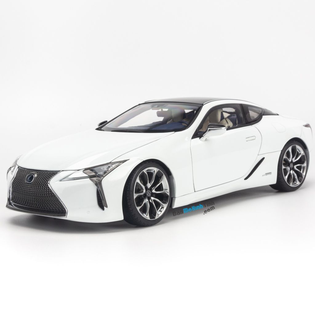 Mô hình xe Lexus LC500h 1:18 Dealer