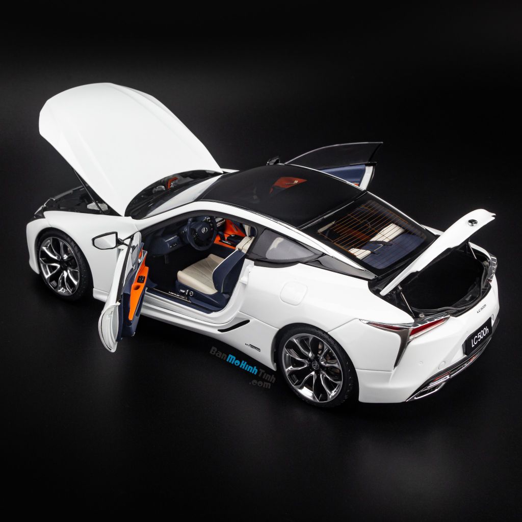 Mô hình xe Lexus LC500h 1:18 Dealer