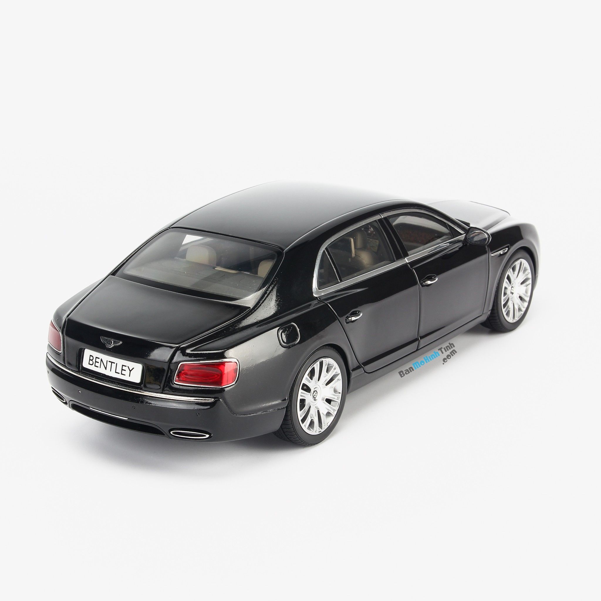 Mô hình xe Bentley Continental Flying Spur 2014 1:18 Kyosho Black