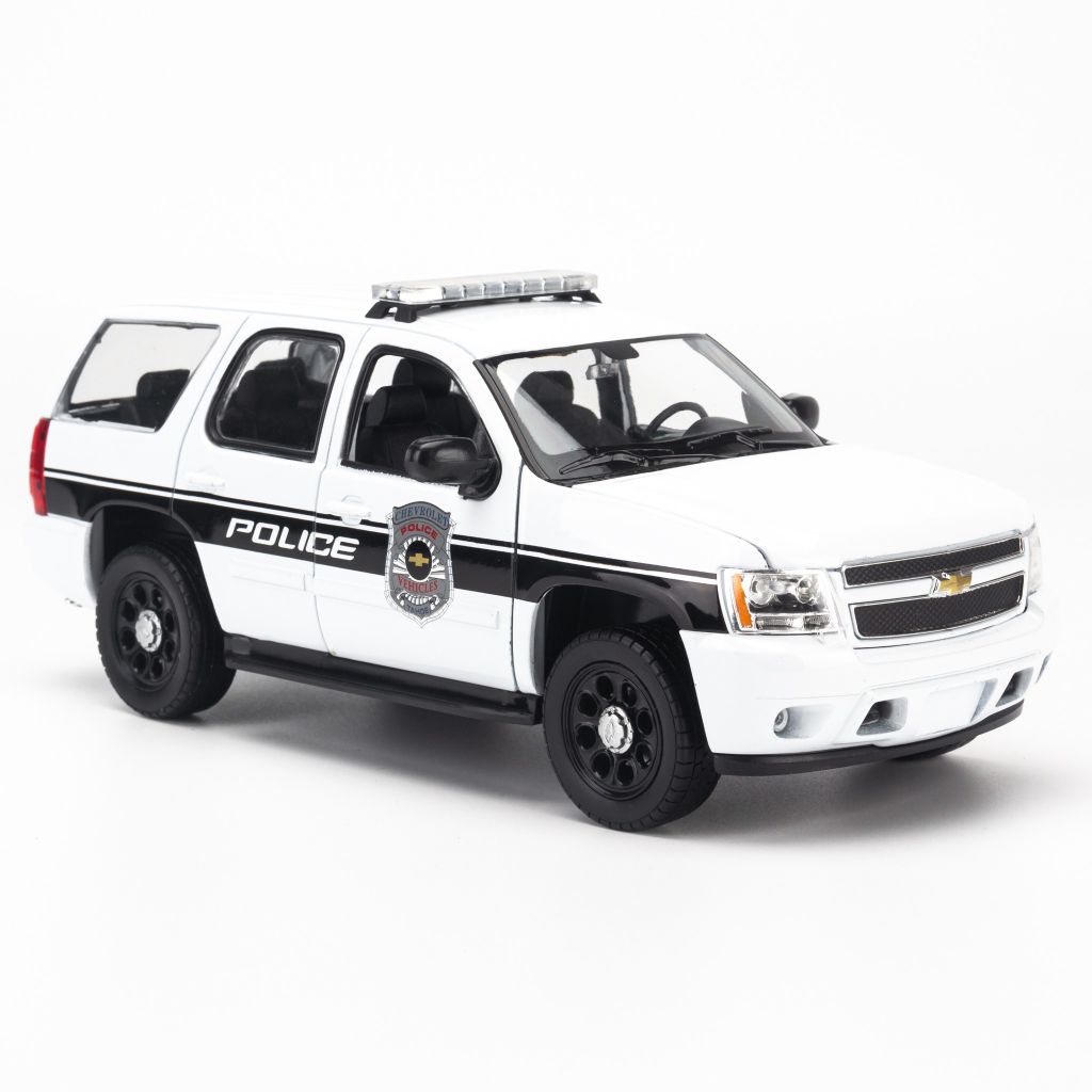Mô hình xe Chevrolet Tahoe 2008 Police Car 1:24 Welly White giá rẻ