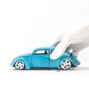 Mô hình xe cổ Volkswagen Beetle 1:24 Maisto Outlaws Blue (4)