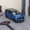 Mô hình xe Ford Explorer 1:18 Dealer