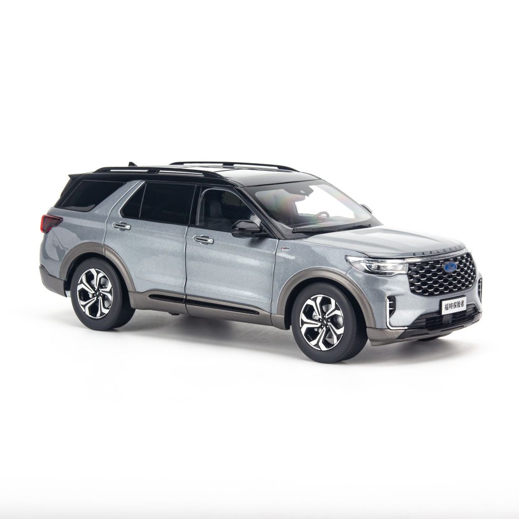 Mô hình xe Ford Explorer 1:18 Dealer