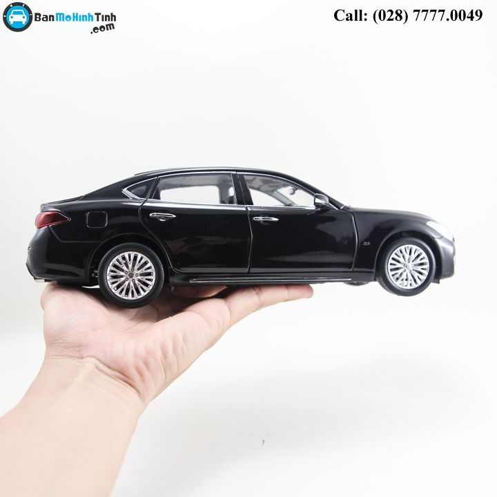 MÔ HÌNH INFINITI Q70L BLACK 1:18 DEALER