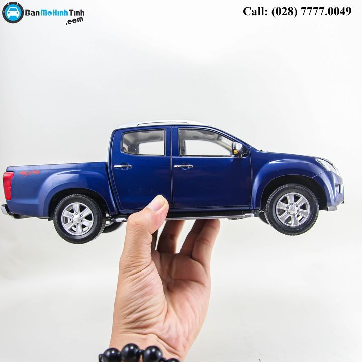 MÔ HÌNH ISUZU D-MAX 4x4 BLUE 1:18 DEALER