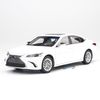 Mô hình xe Lexus ES300h White 1:18 Dealer (2)