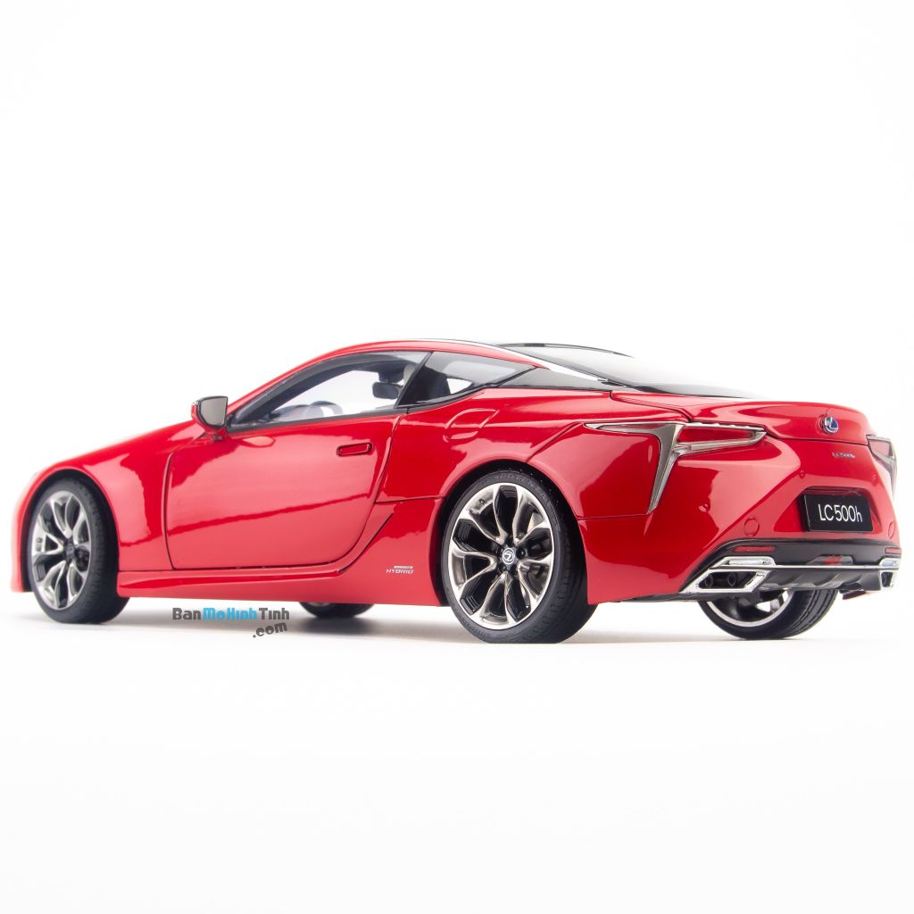 Mô hình xe Lexus LC500h 1:18 Dealer