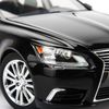 Mô hình xe Lexus LS600hL Black 1:18 AUTOart (12)