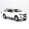 Mô hình xe bán tải Nissan Navara White 1:18 Dealer