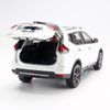 Mô hình xe Nissan X-Trail 1:18 Paudi