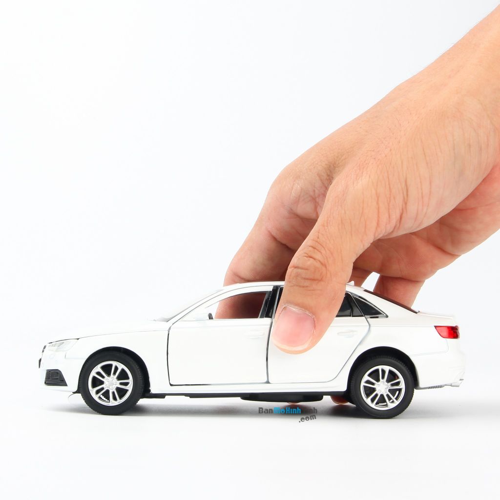 Mô hình xe Audi A4 1:32 Jackiekim