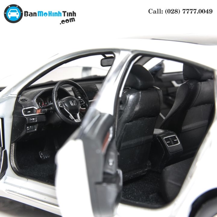 MÔ HÌNH HONDA ACCORD 2018 WHITE 1:18 DEALER