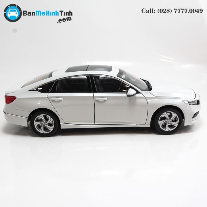MÔ HÌNH HONDA ACCORD 2018 WHITE 1:18 DEALER