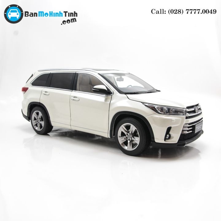 Mô hình xe ô tô Toyota Highlander 2018 White 1:18 Paudi