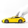 Mô hình xe Porsche 911 Carrera 4S (992) 1:24 Welly Yellow (5)