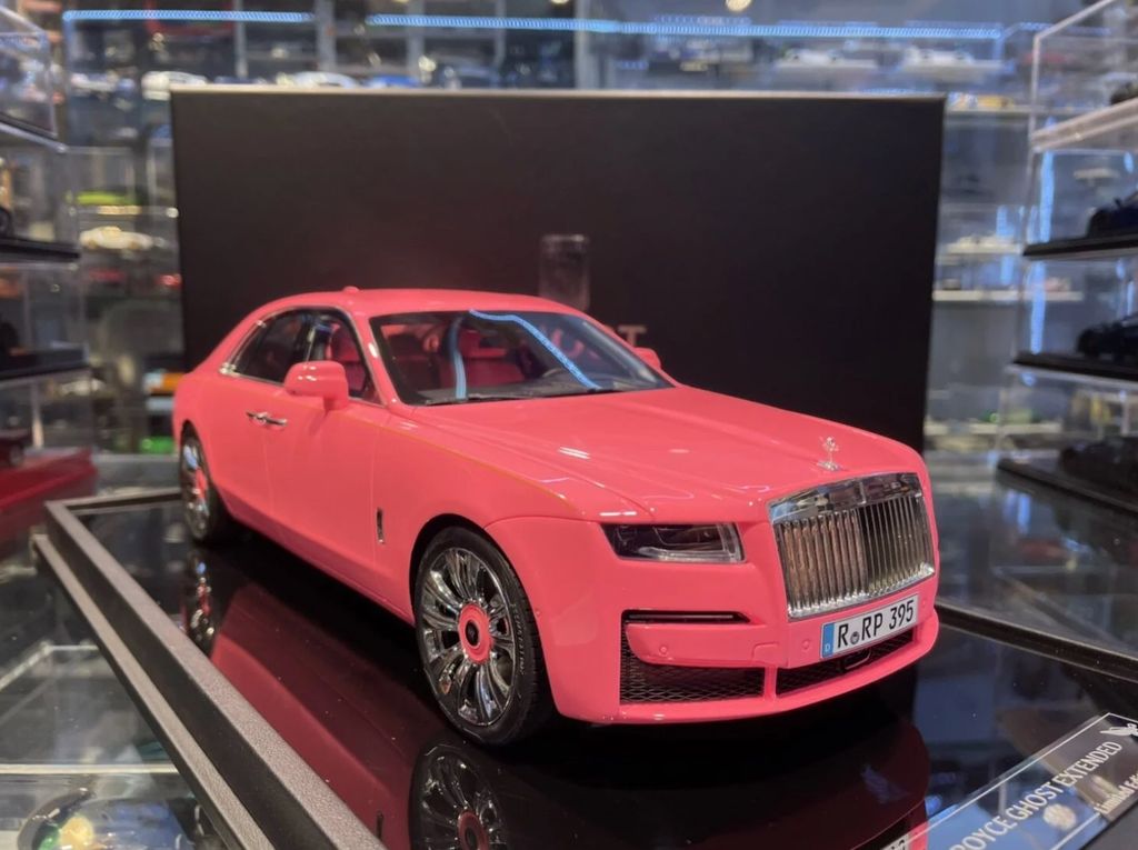  Mô hình xe Rolls Royce Ghost 2022 1:18 MotorHelix 