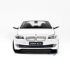 Mô hình xe sang BMW 535i 1:24 Welly White (4)